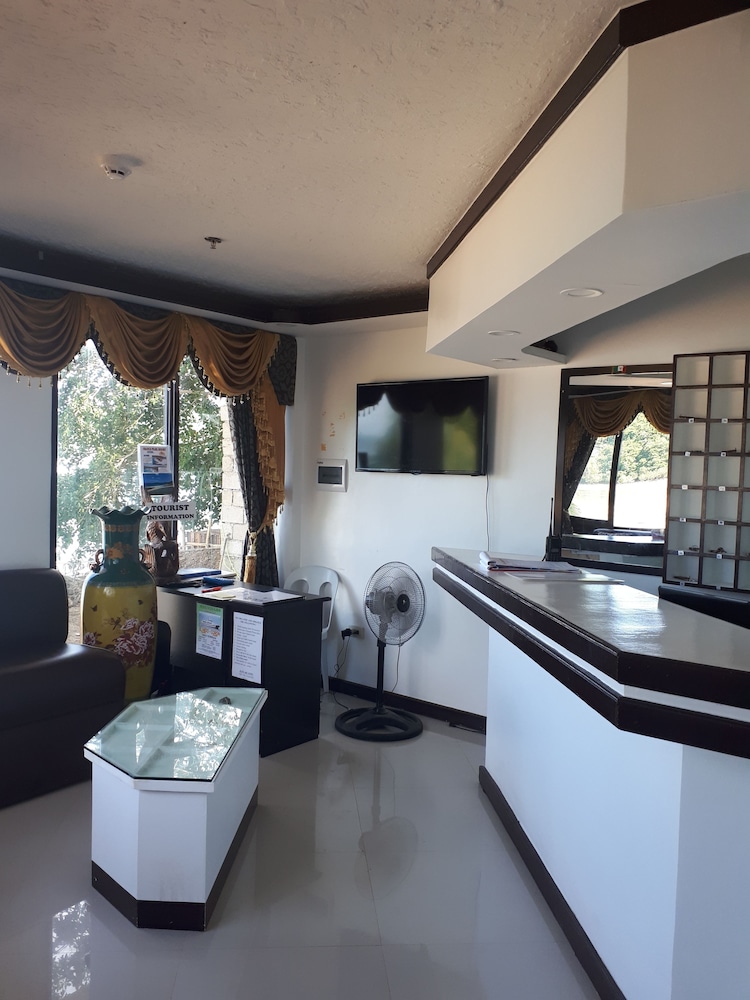 Orange Pearl Beach Resort 66/81