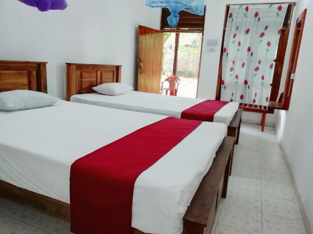 Jayaru Guest House 8/36