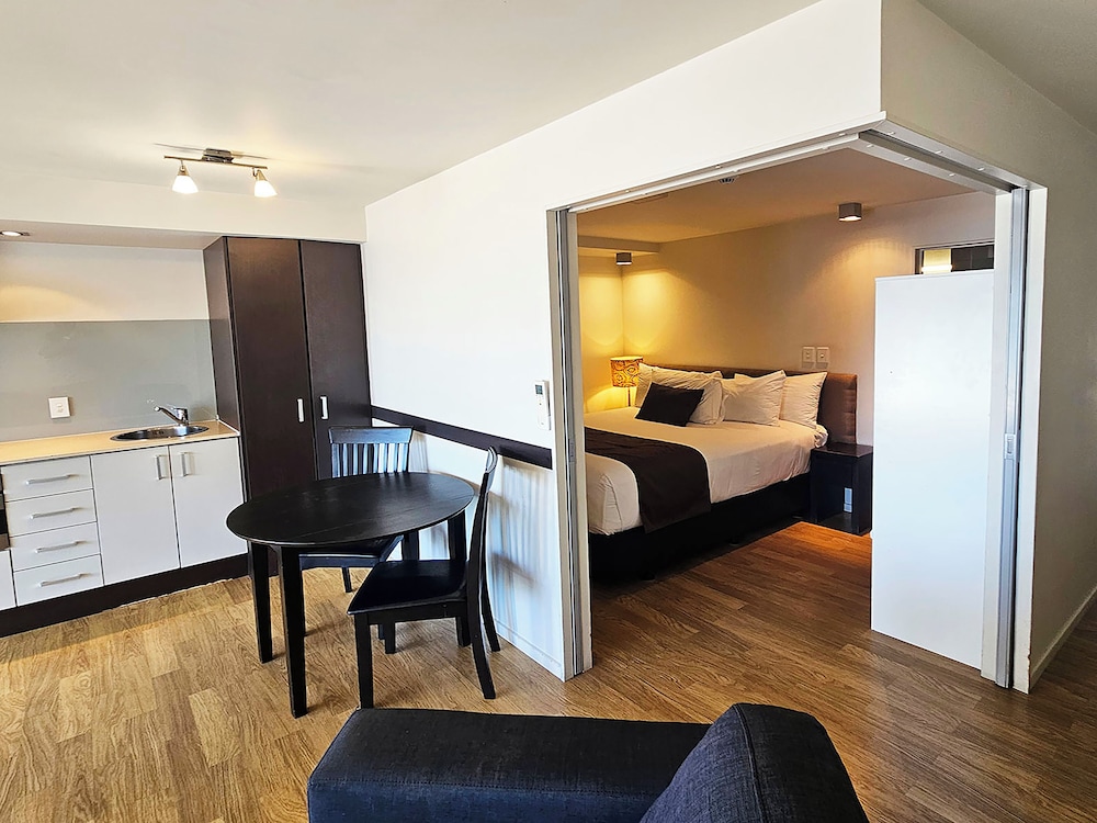 Sea Spray Suites 51/61