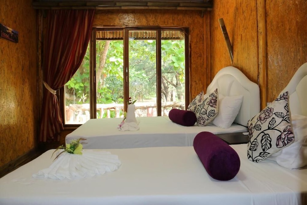 Ruan Mai Naiyang Beach Resort 32/76