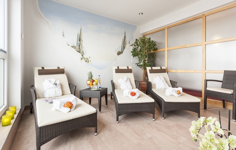 Best Hotel Zeller 24/64