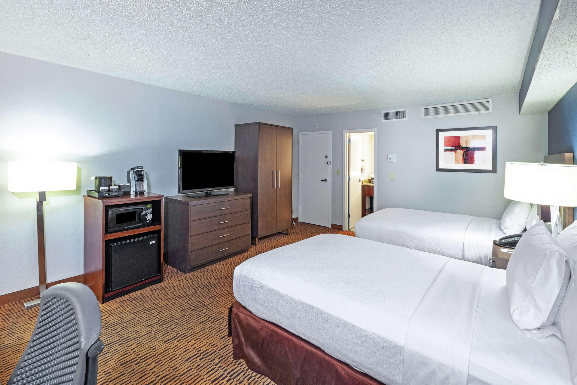 2 Rooms, Suite, King Bed, City View