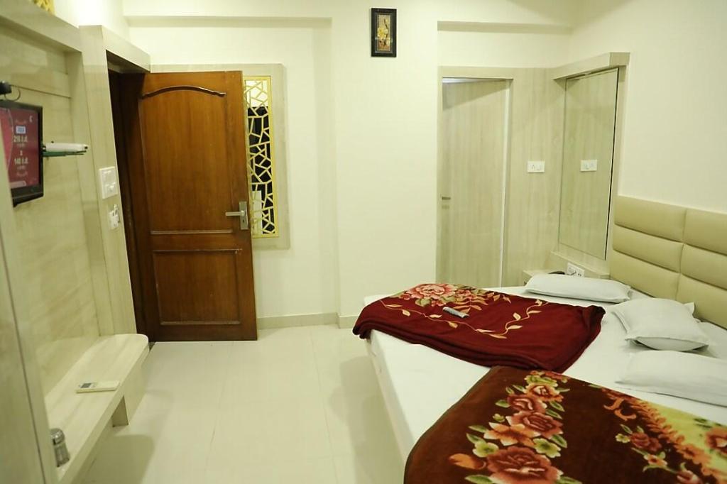 HOTEL SAHIL 18/33