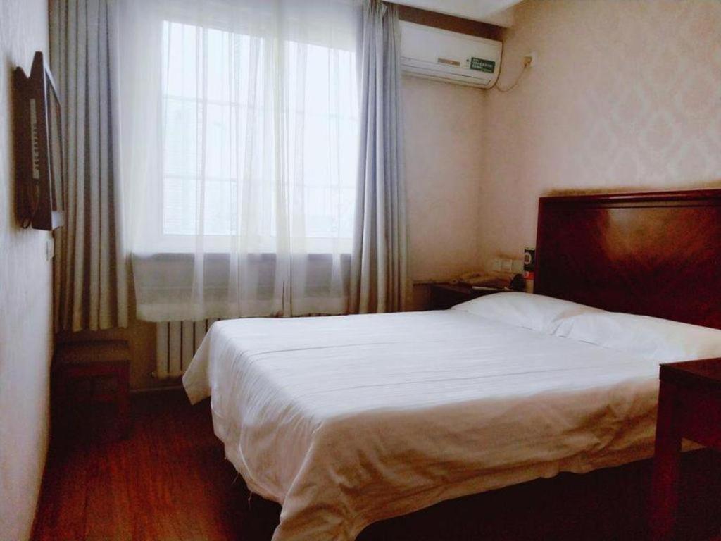 GreenTree Inn Beijing Daxing Xingye Street Liyuan Business Hotel 13/49