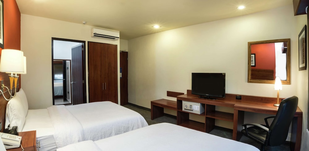 Hampton Inn by Hilton San Juan Del Rio 11/59