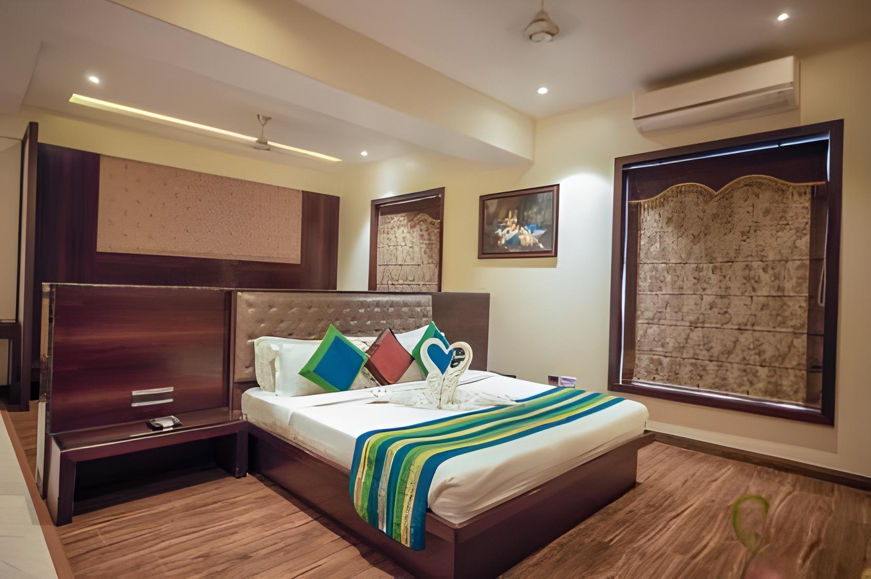 Maharani, Suite