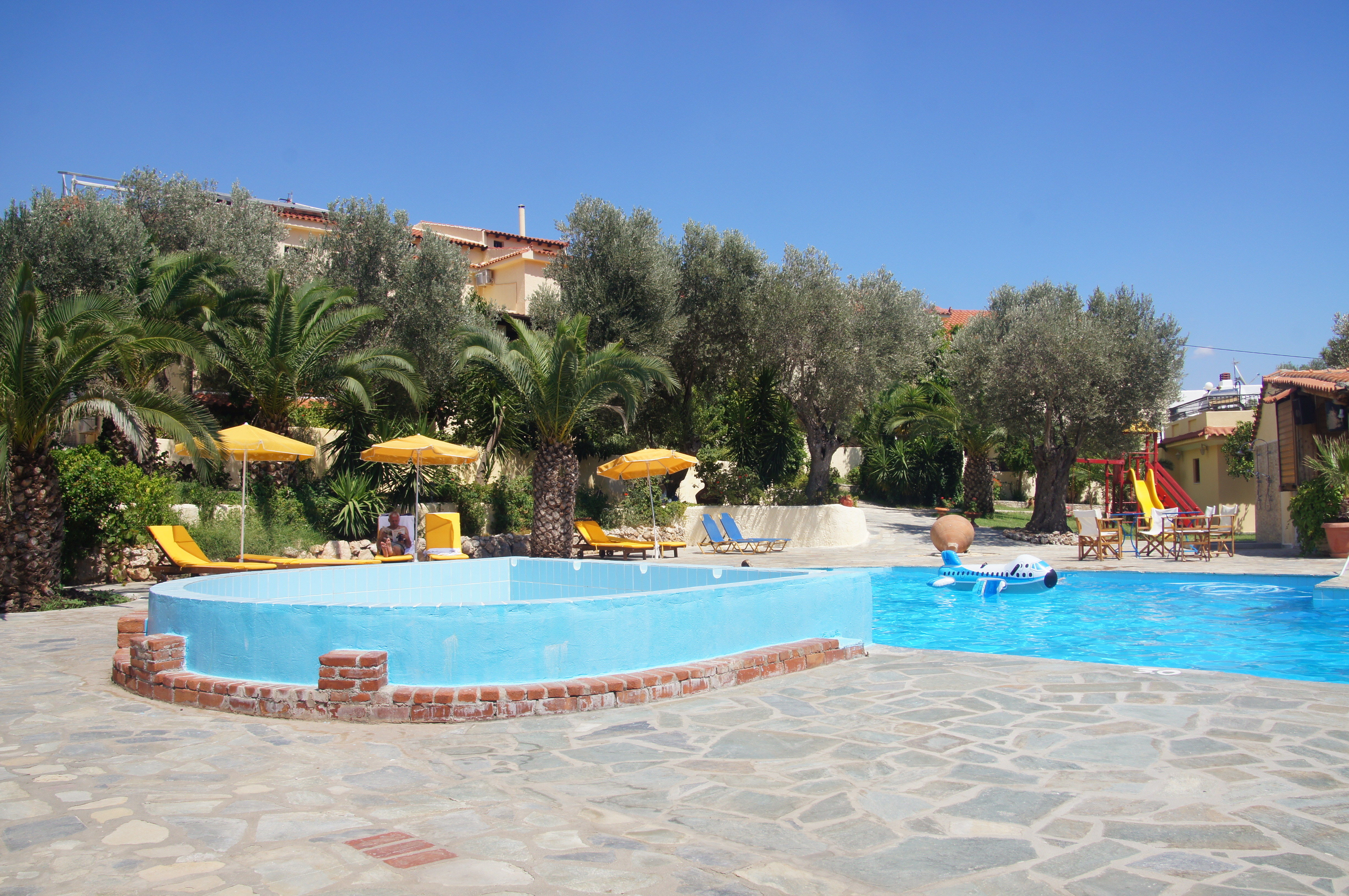 Limnionas Bay Village 62/67