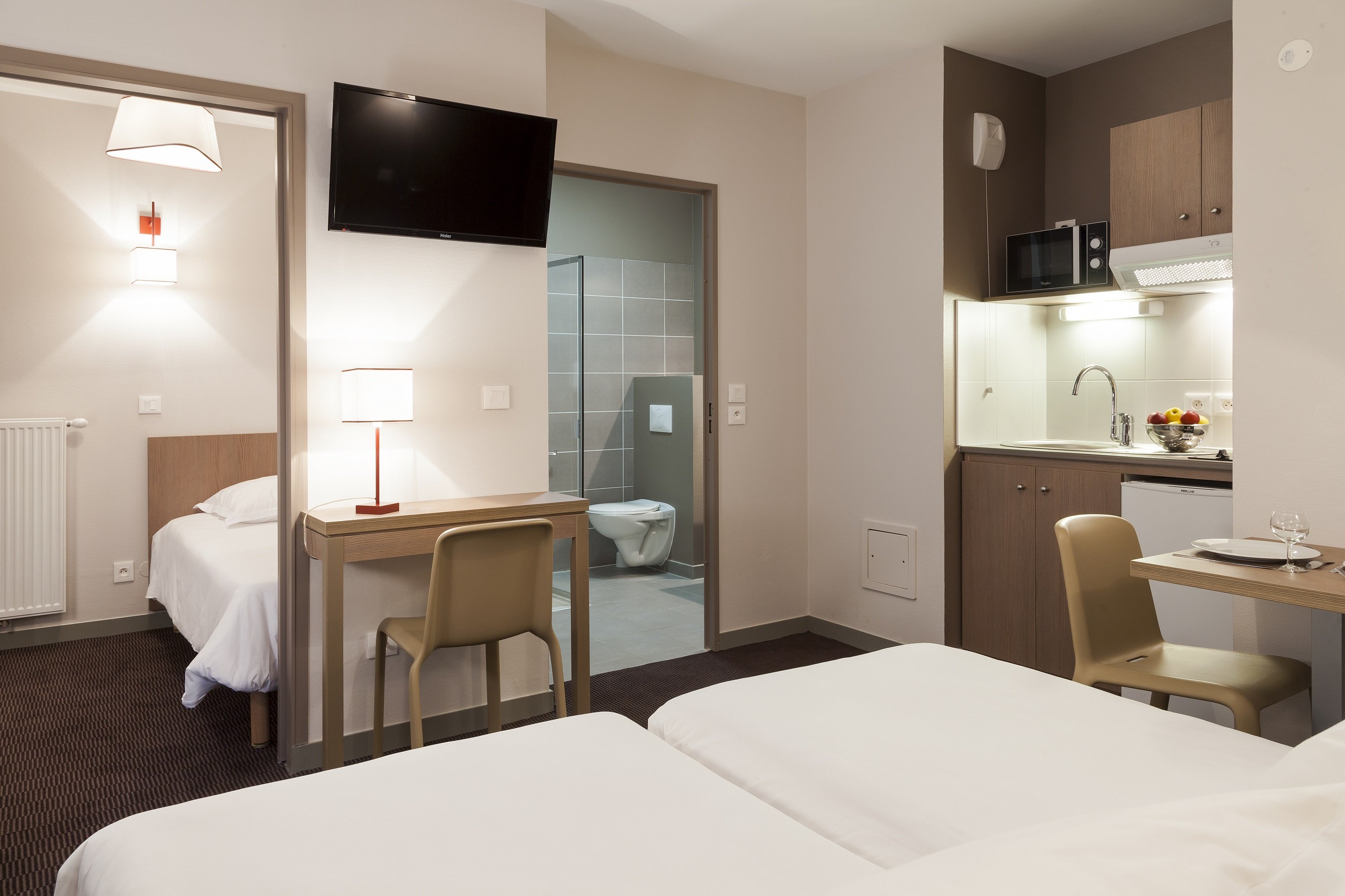 Neho Suites Porte de Geneve Gare Annemasse 15/30