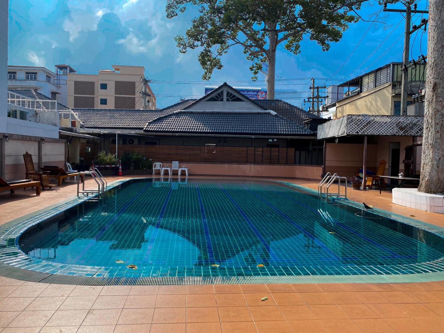 Hotel Pattaya Beach 5/47