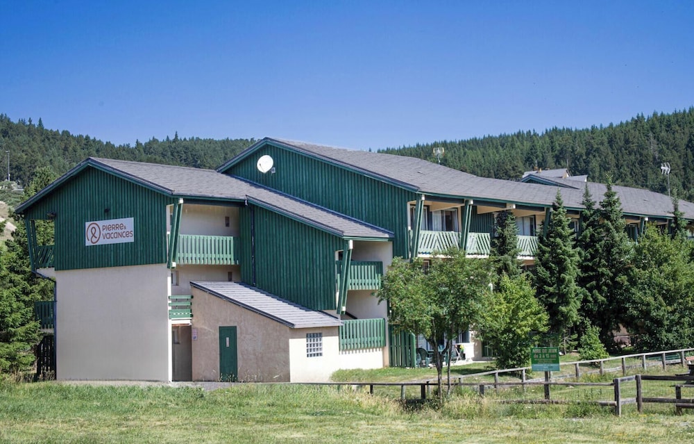 RESIDENCE PIERRE AND VACANCES LE SEQUOIA 7/43