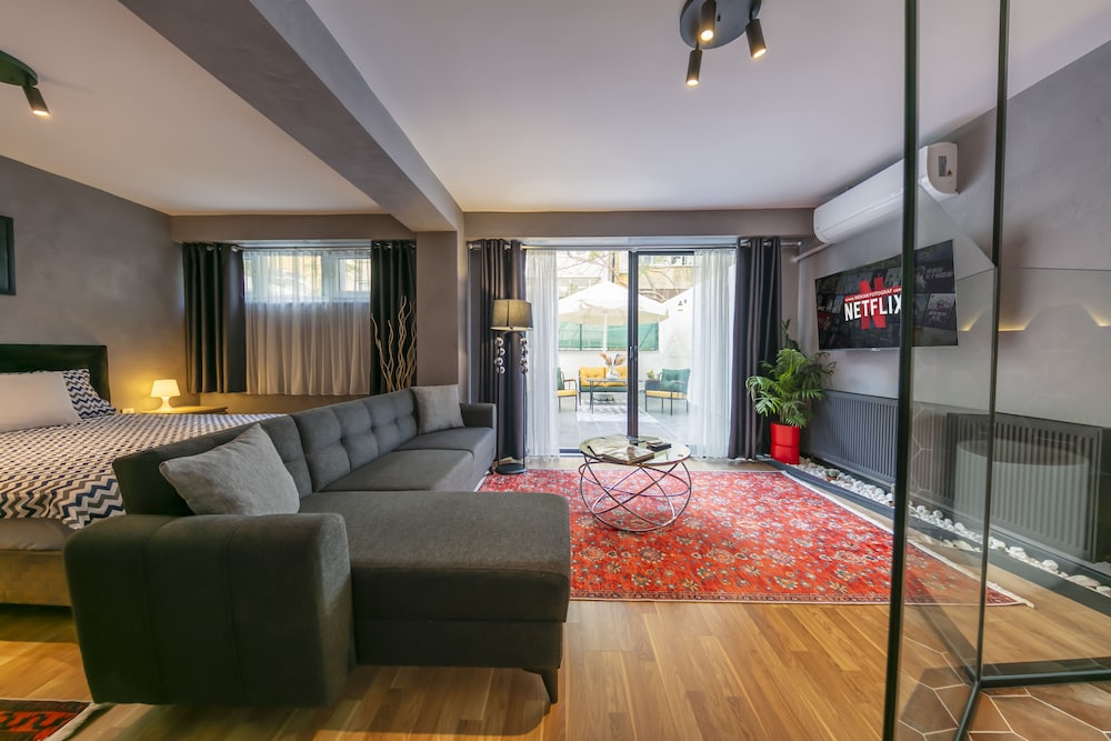 Hexa Suites Hotel 32/50