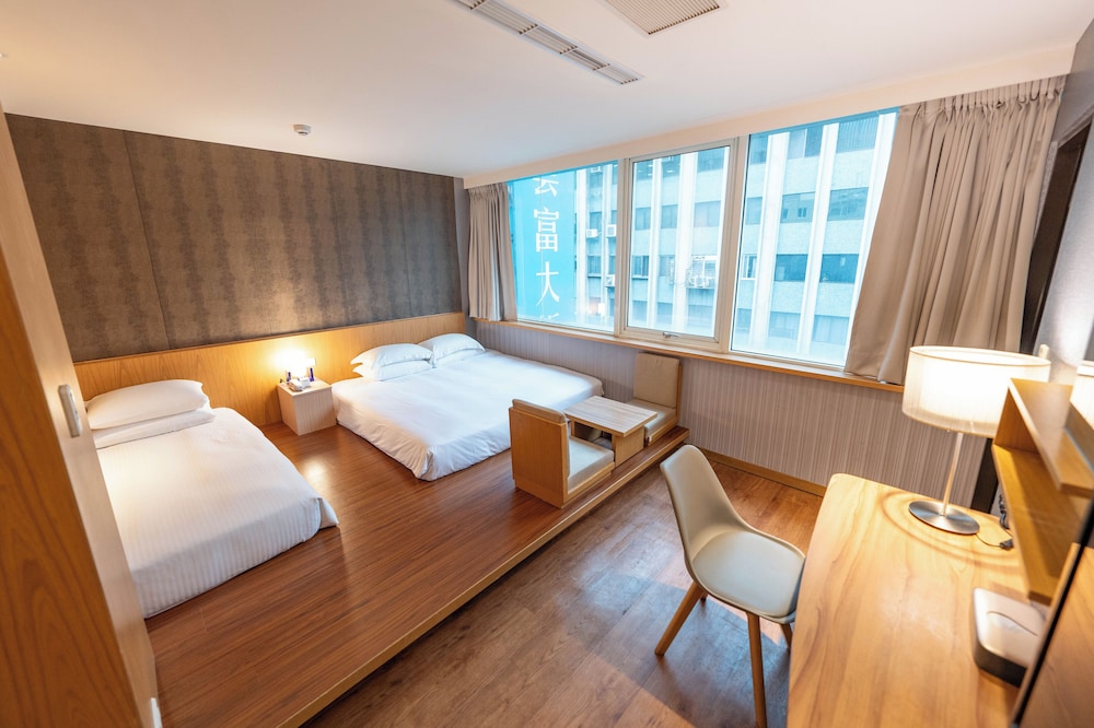 Friend Hotel Yoyo 26/67
