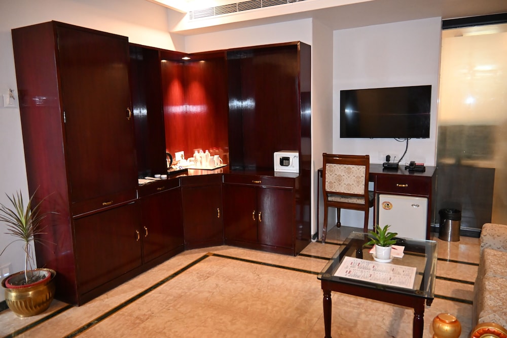 Zeeras Hotel 26/31
