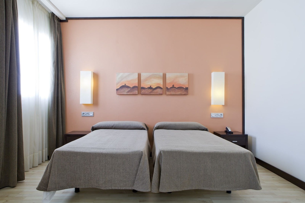 Hotel Puerta de Ocana 15/32