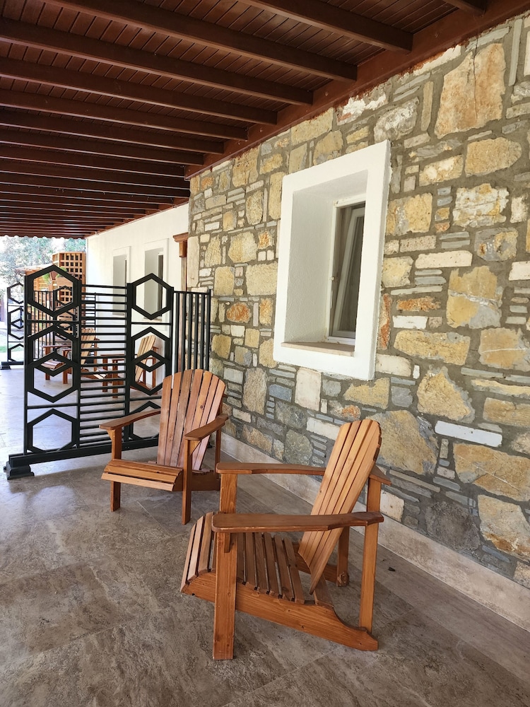 Dolce Vita Luxury Bungalows 31/50