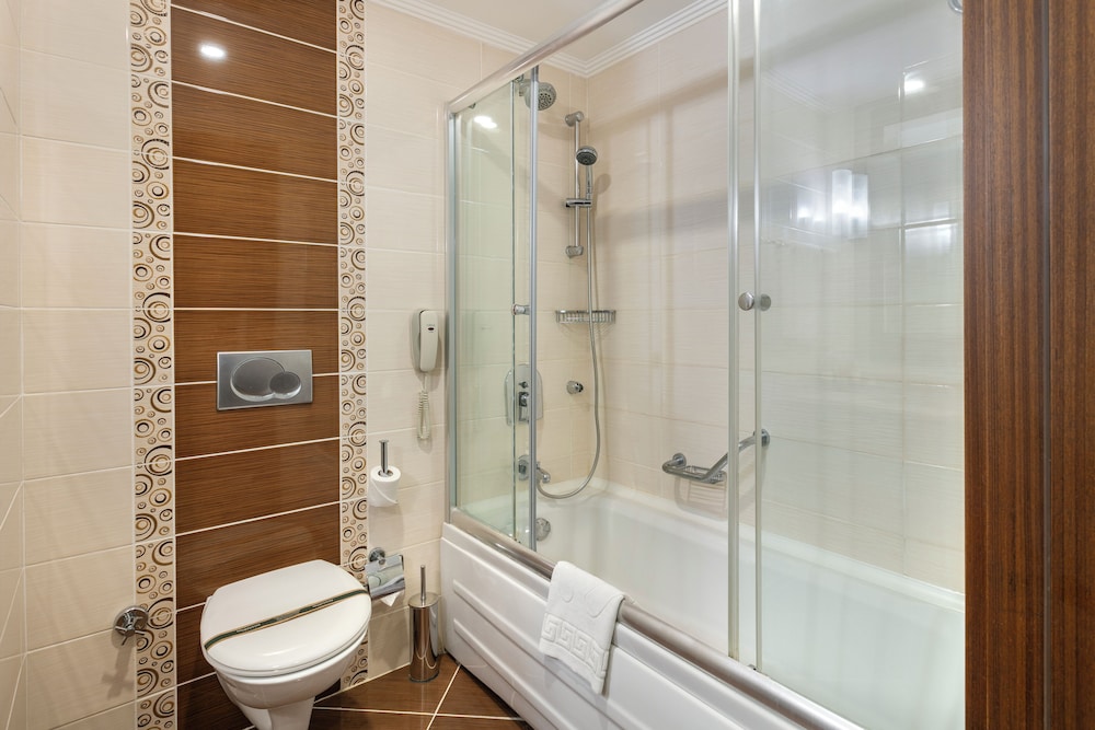 Megasaray WestBeach Antalya 72/73