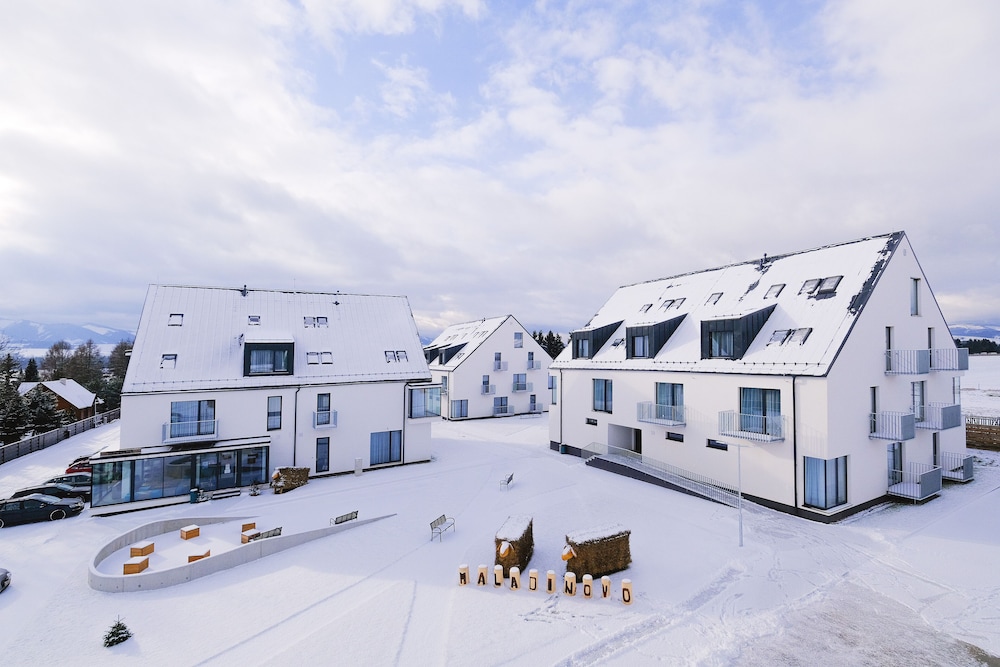 Maladinovo Resort 3/50