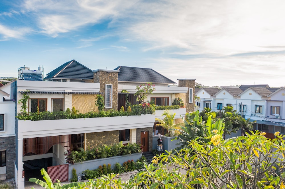 The Amarta Villa 4/46