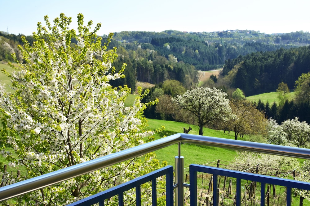 Golf & Therme Sonnepension 27/38