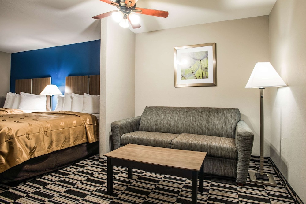 The Marco Hotel Lake Charles 15/35