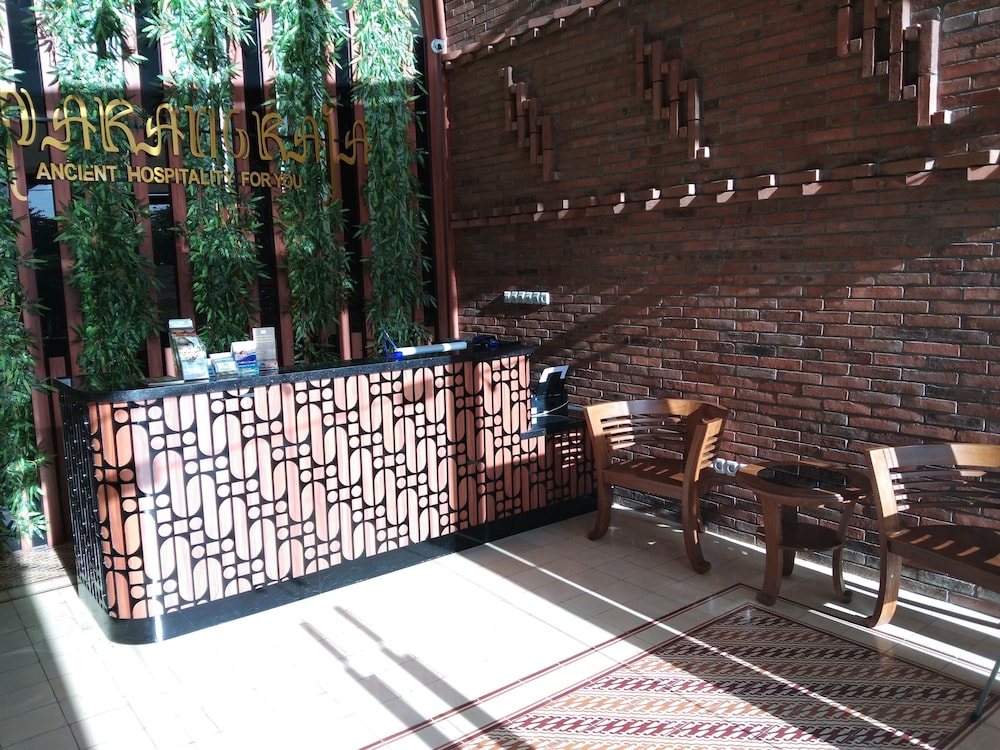 Hotel Parangraja 6/61