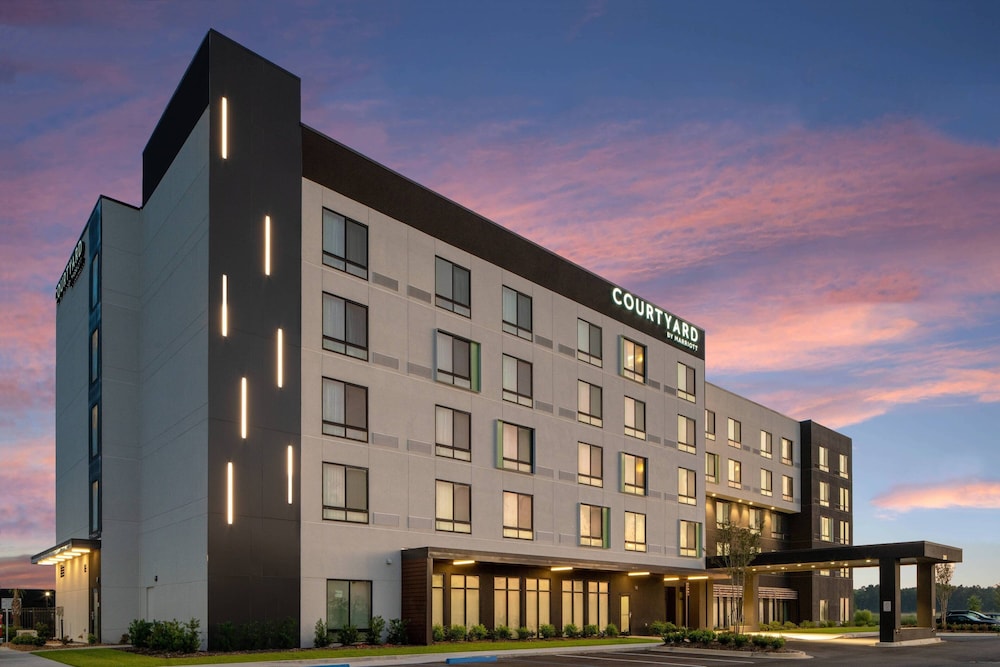 Courtyard By Marriott Lafayette South 5/49