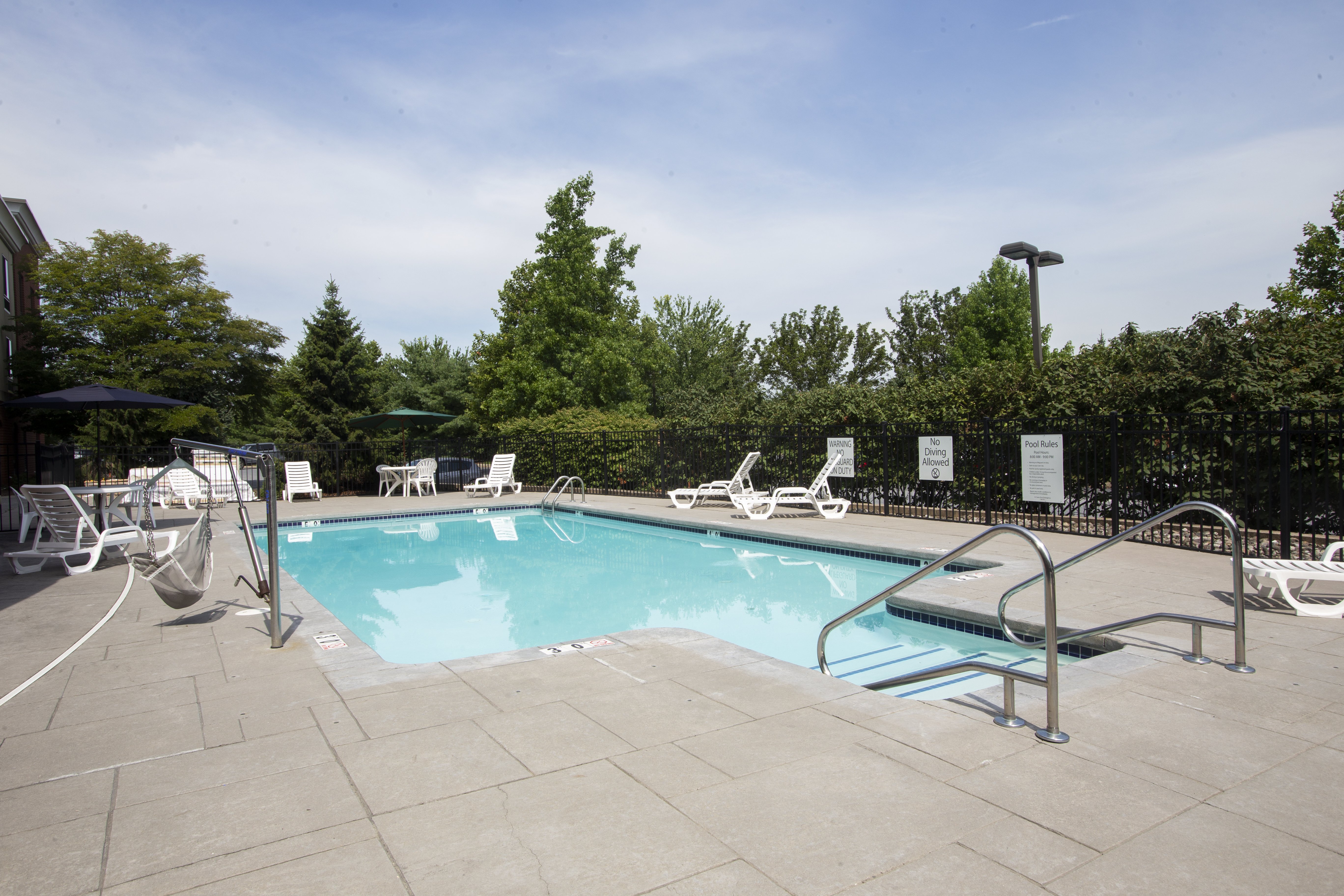 Holiday Inn Express Bethlehem Airport Allentown Area 47/80