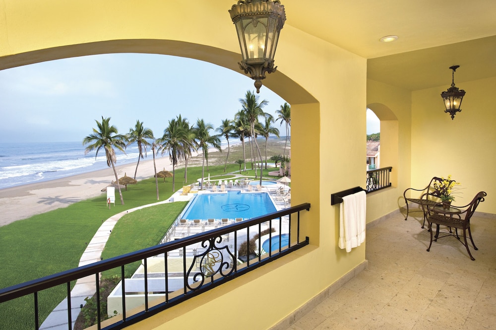 Las Villas Hotel & Golf By Estrella del Mar 43/47