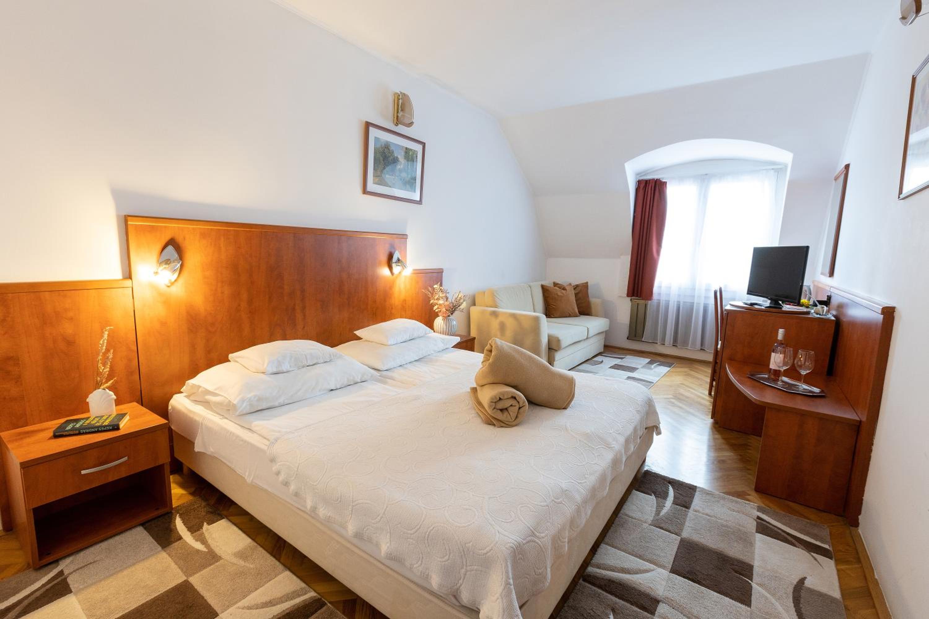 غرفة قياسية بسرير مزدوج، Helios Hotel Pension 5/10