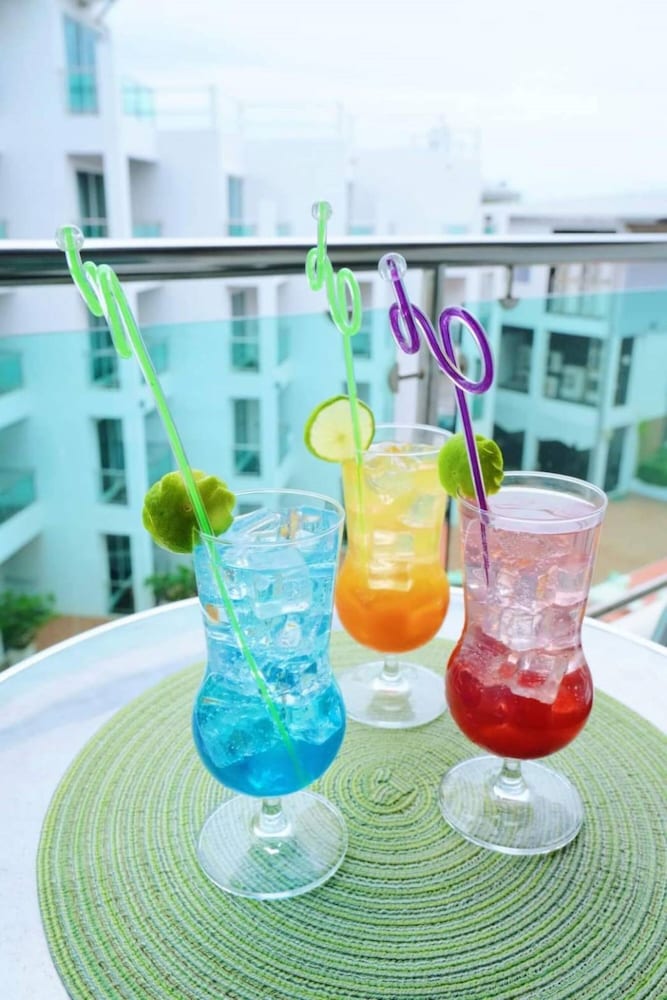 Dragon Beach Resort 38/55