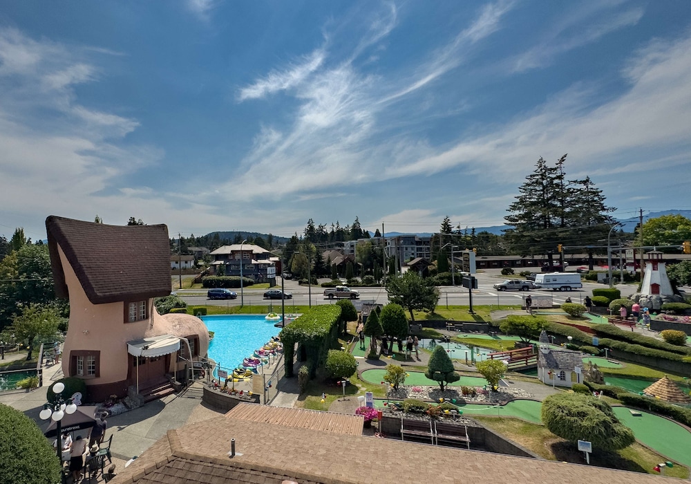 Coast Parksville Hotel 44/50
