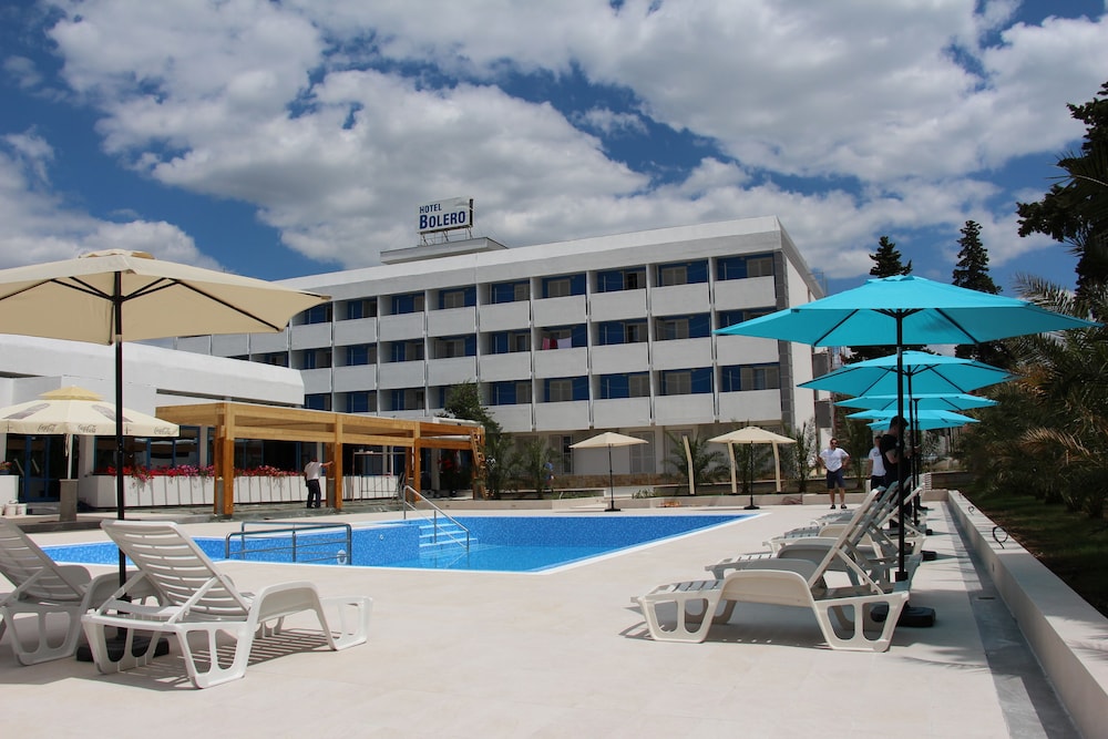 Hotel Bolero 8/50