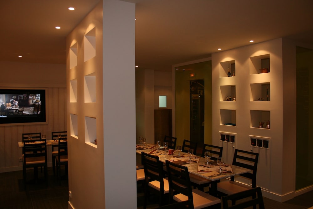 Hôtel Restaurant Maison Blanche 51/58