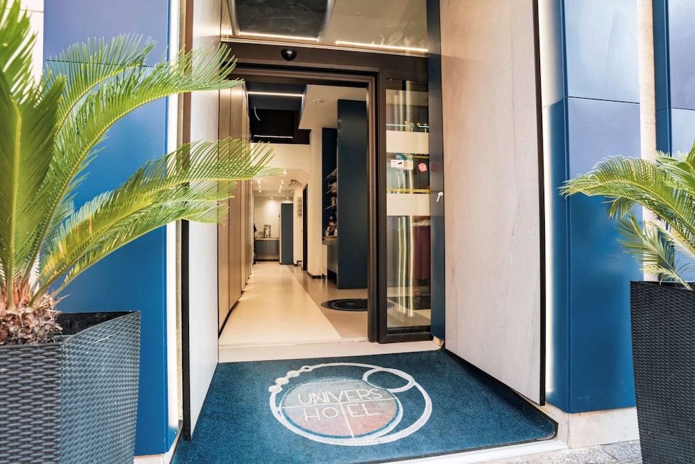 Hotel Univers in NICE