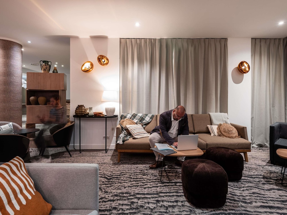 Mercure Grenoble Meylan 27/46