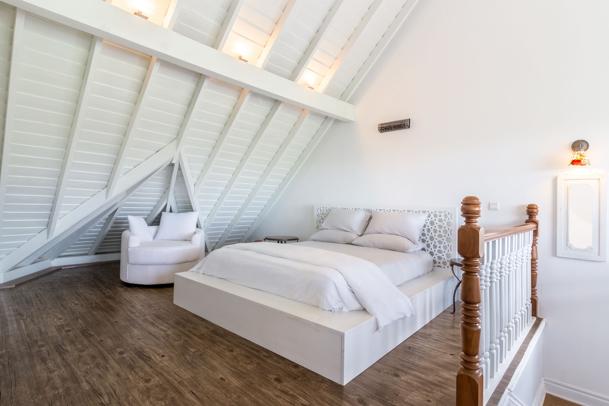 1 BEDROOM, EXECUTIVE, SUITE, MOUNTAIN VIEW, HOT TUB