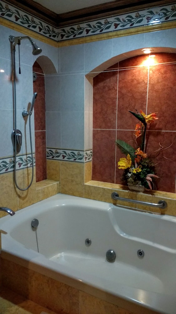 Hotel Suites Flamboyanes by Kavia 60/62