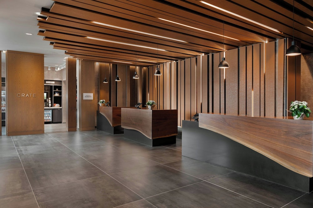 Courtyard by Marriott Milwaukee Brookfield at Poplar Creek 4/25