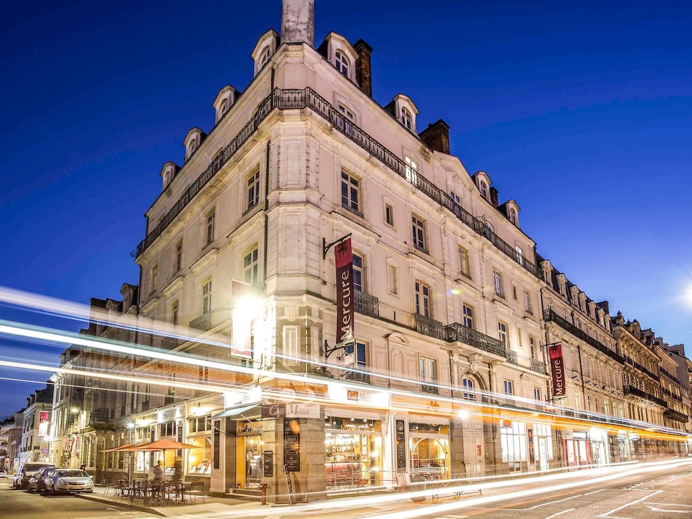 Mercure Rennes Place Bretagne 4/68