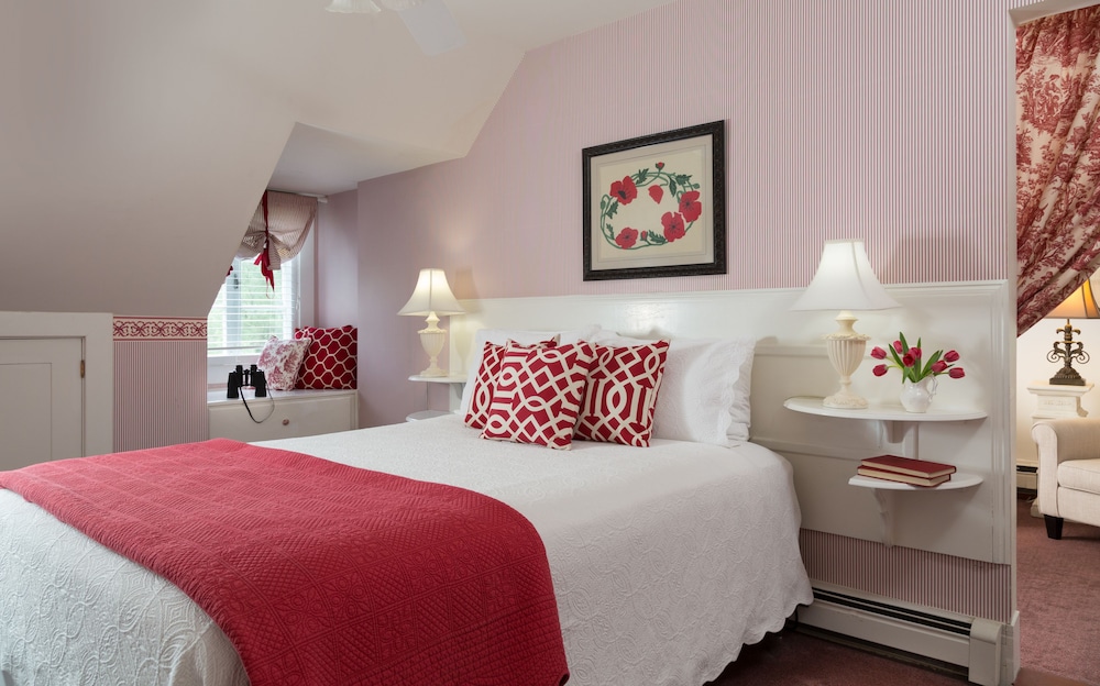 The Four Chimneys Inn 7/50