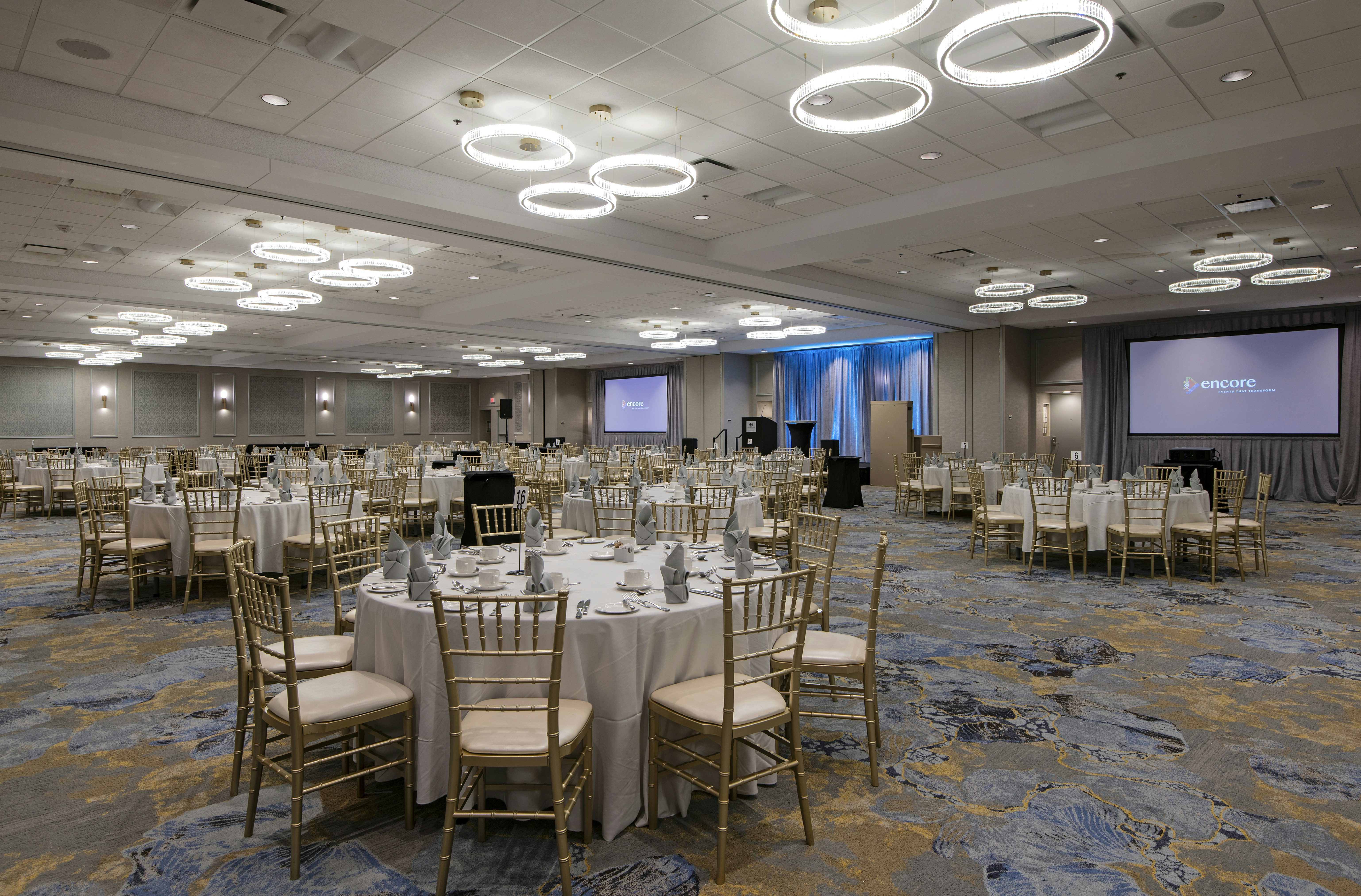 Doubletree By Hilton Hotel West Edmonton 44/50