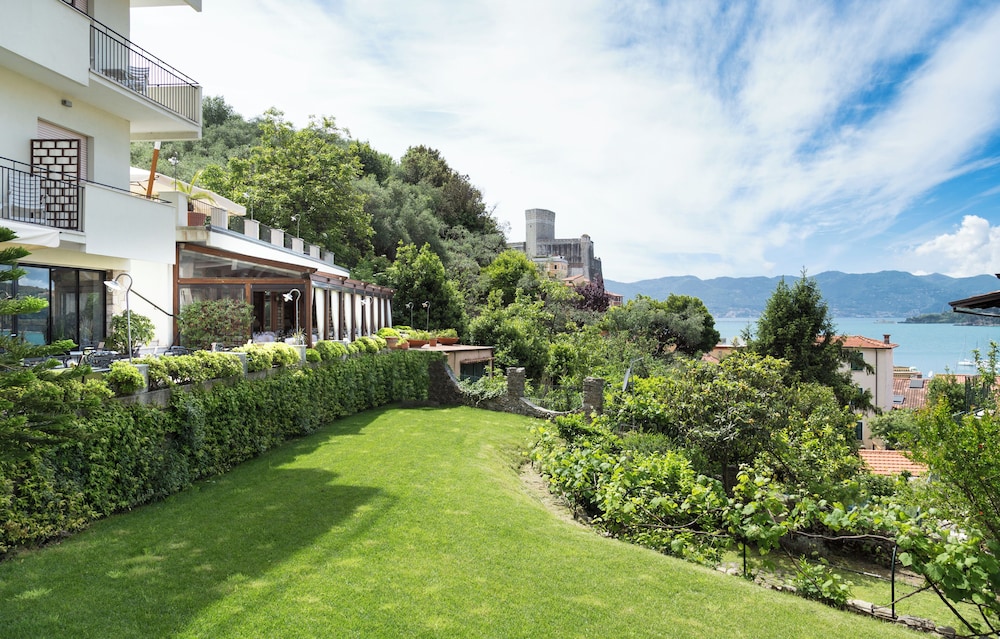 Doria Park Hotel 44/53