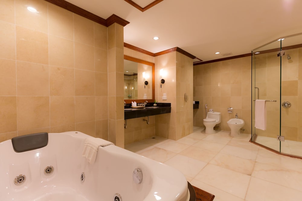 ANGKOR PARADISE HOTEL 49/50