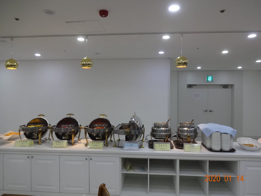 Ocean Grand Hotel Jeju 38/58
