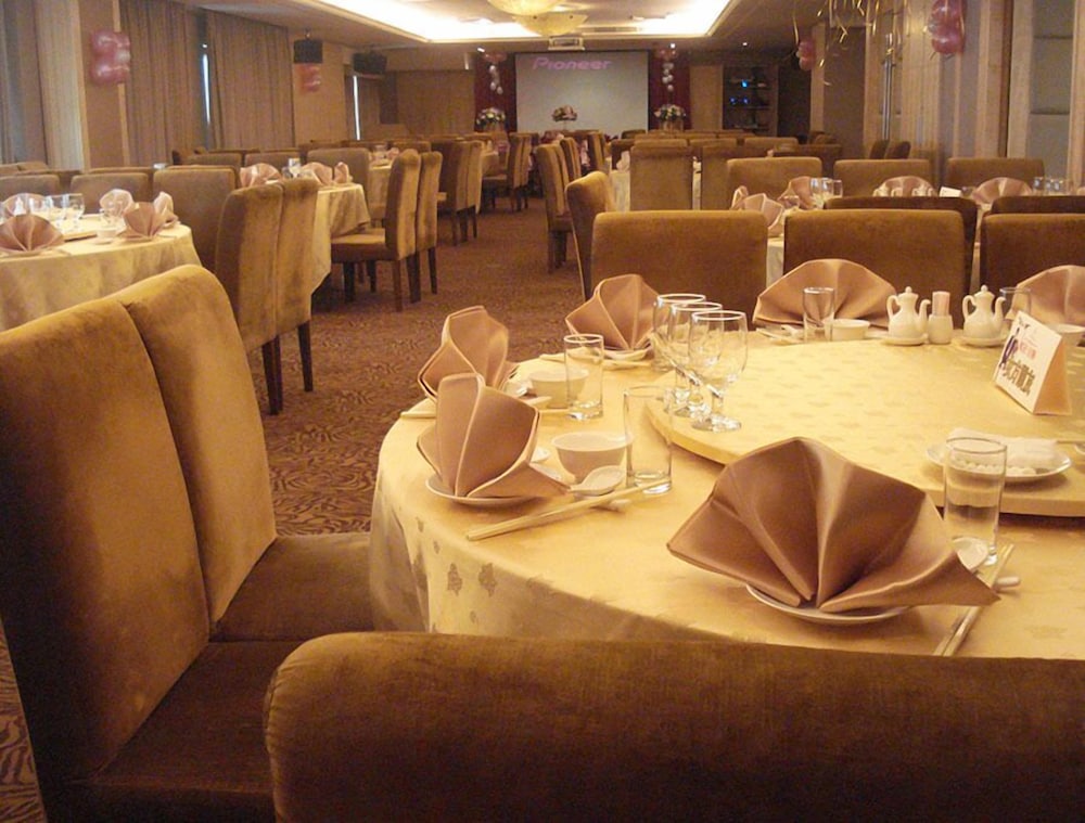Justwin Grand Hotel 27/42