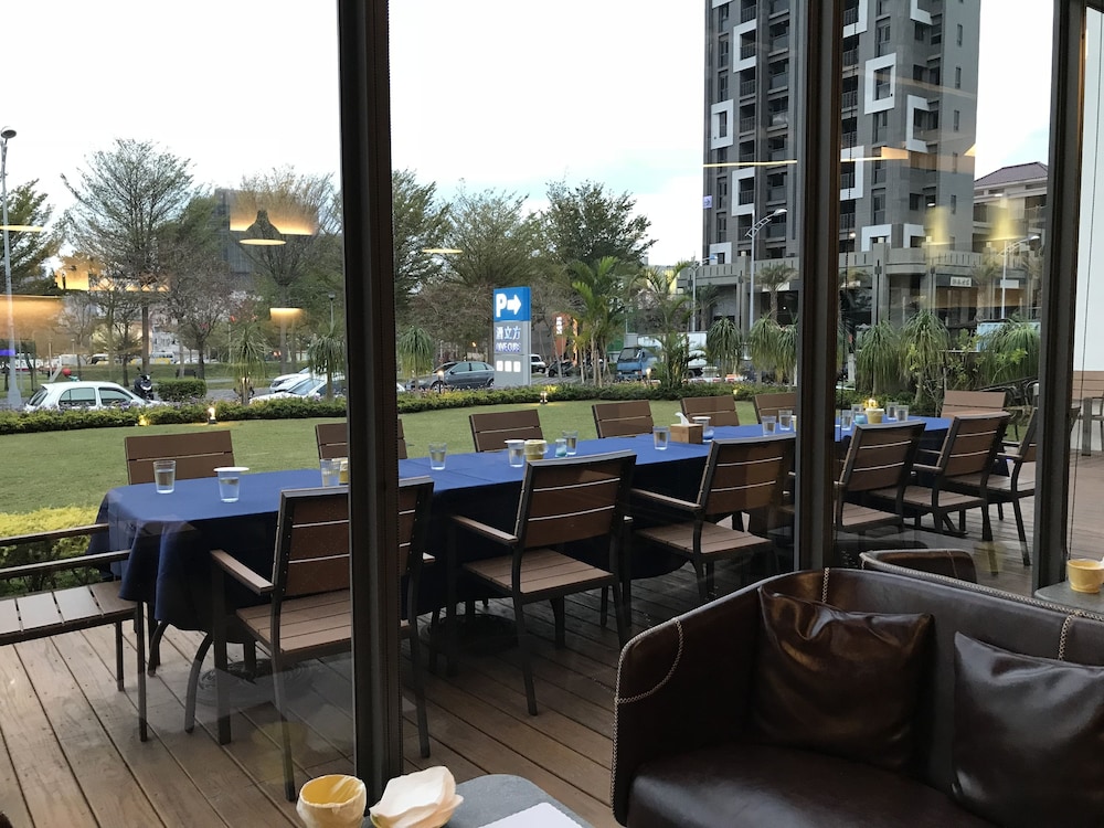Divecube Hotel 3/60