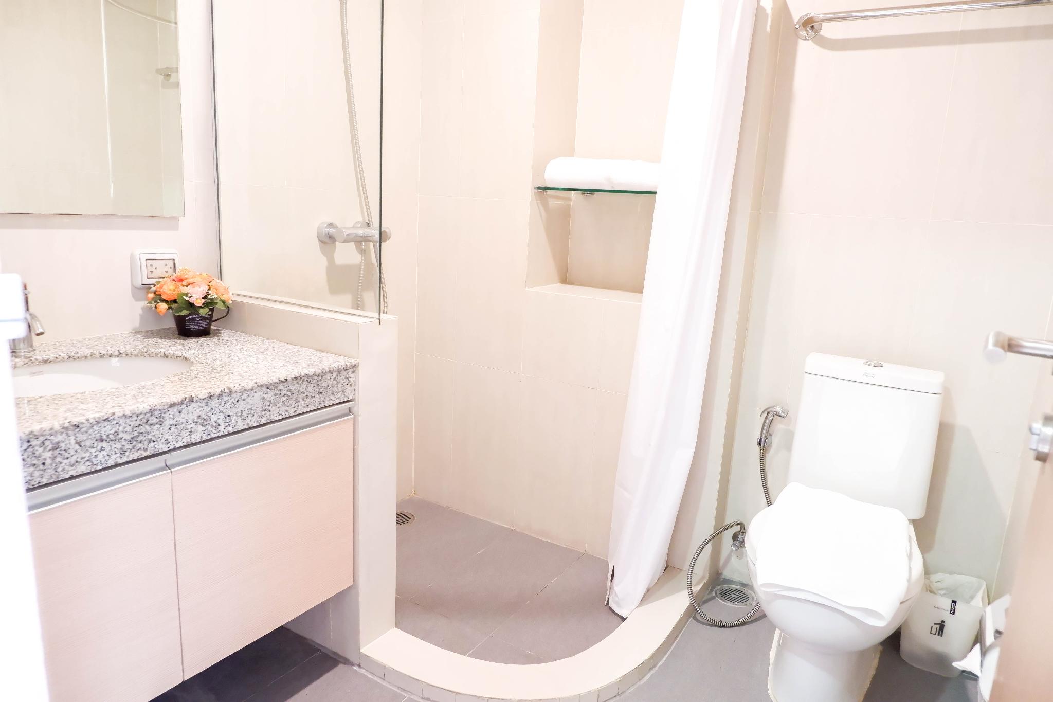 غرفة تنفيذية بسريرين منفصلين، Park Village Rama II 3/3
