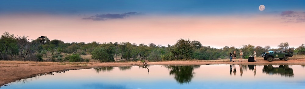 Makumu Private Game Lodge 43/50