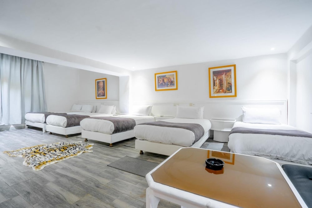 Hotel Windsor City Center 13/29