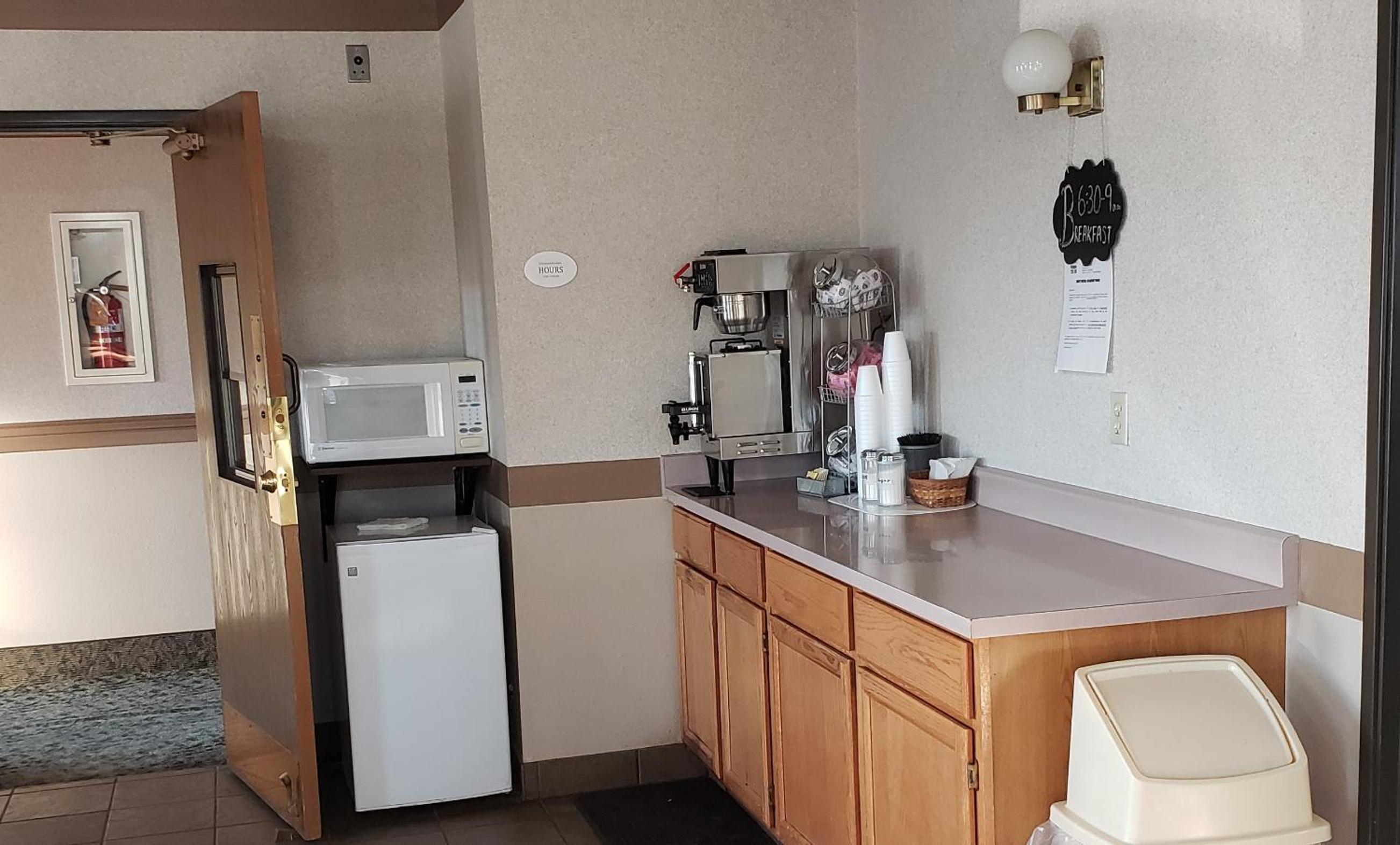 Americas Best Value Inn Burlington 10/62
